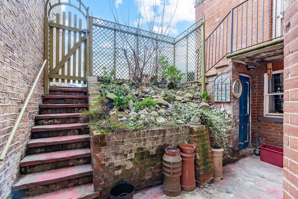 Additional image 19 of 2 bed flat for saleCentral Parade, Herne Bay CT6