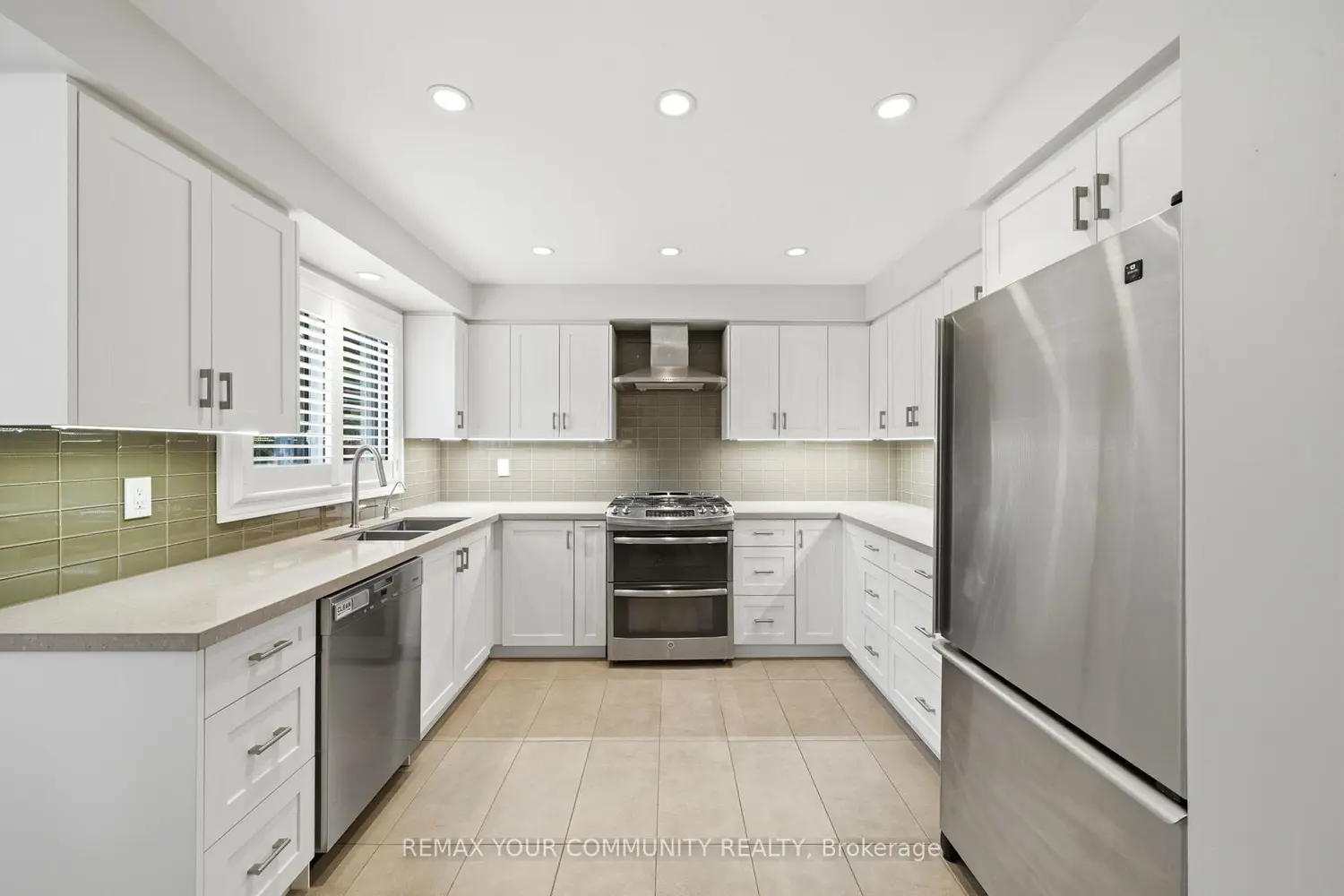 29 Mcgee Crescent photo 5