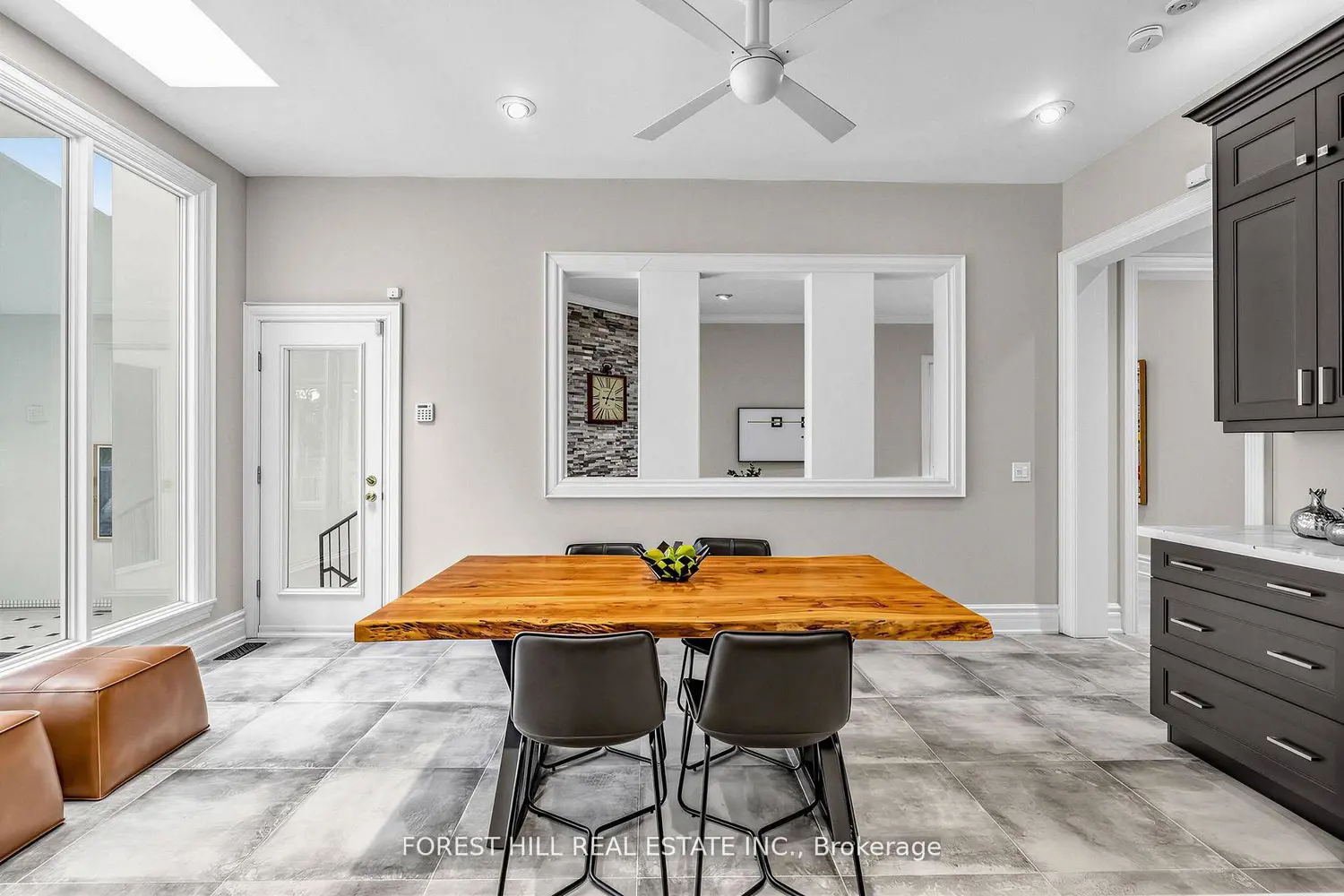 Additional image 9 of 48 Johnson Street