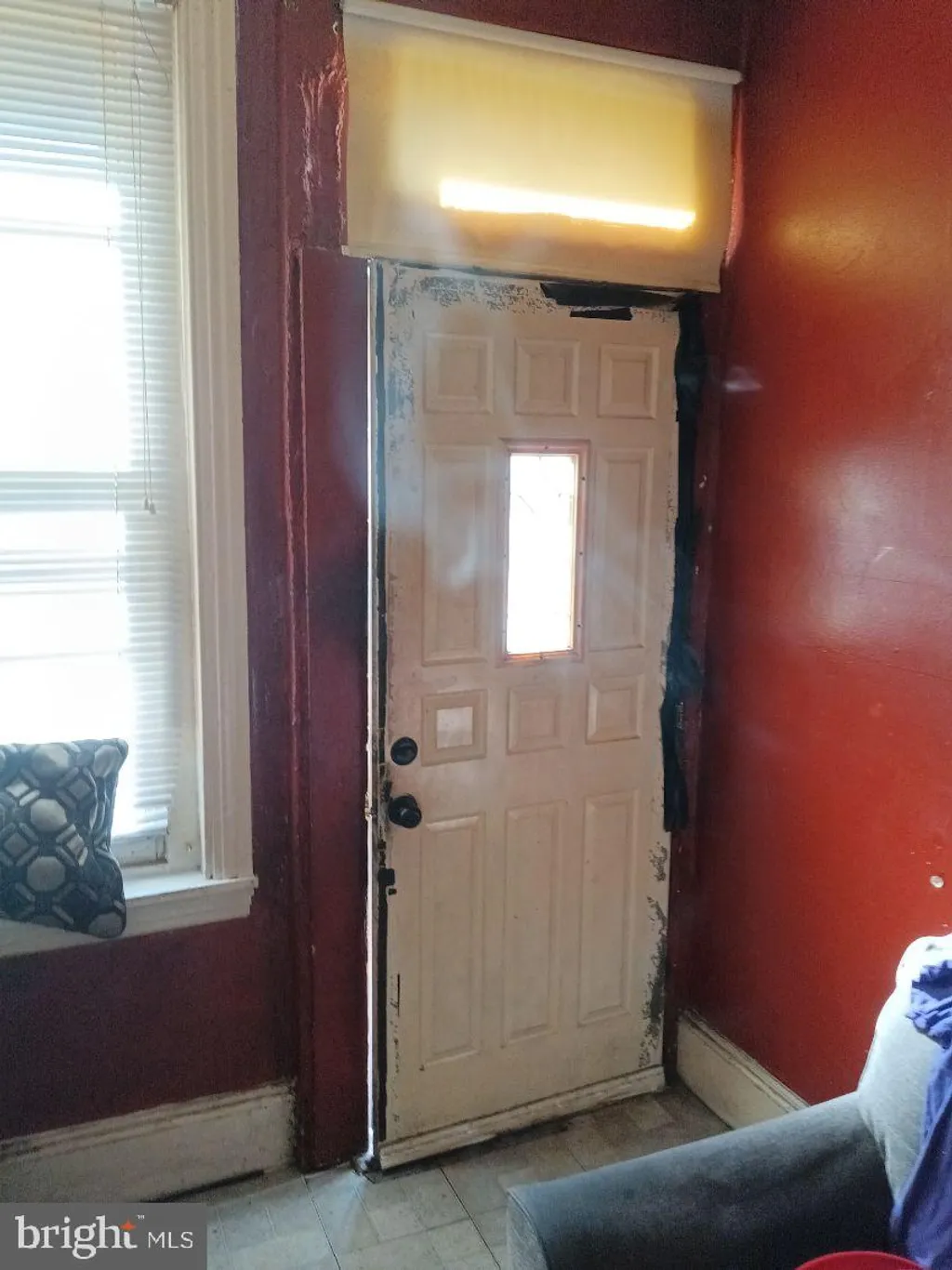 1041 W Monmouth Street, Philadelphia, PA 19133