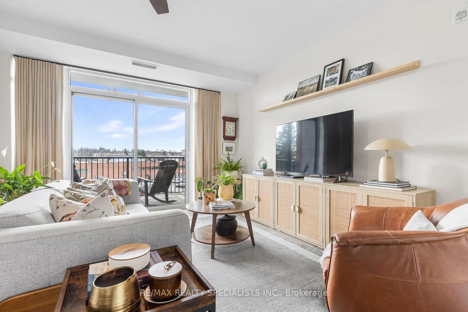 1 Redfern Avenue 309 photo 5