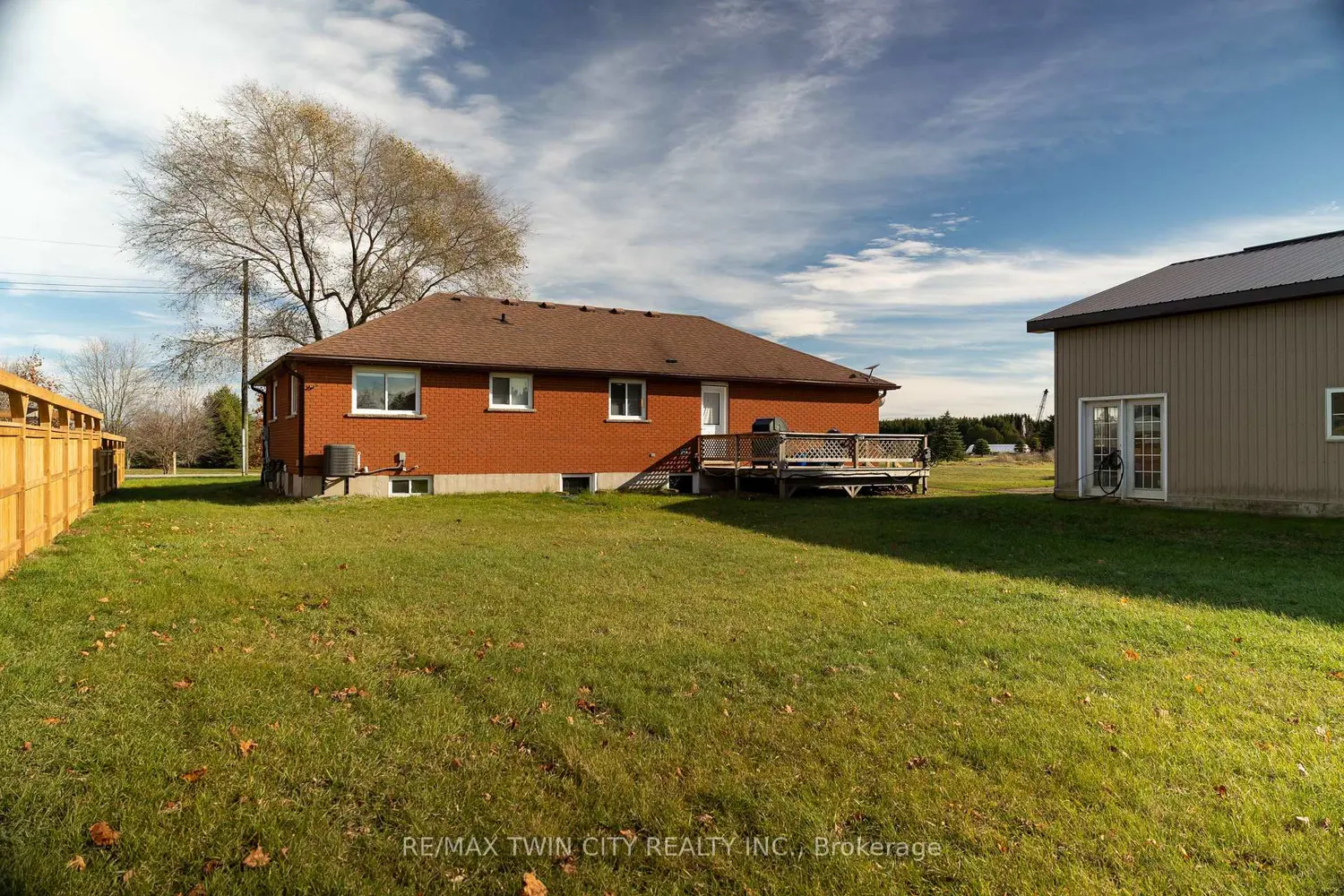 4595 Kelvin Road photo 4
