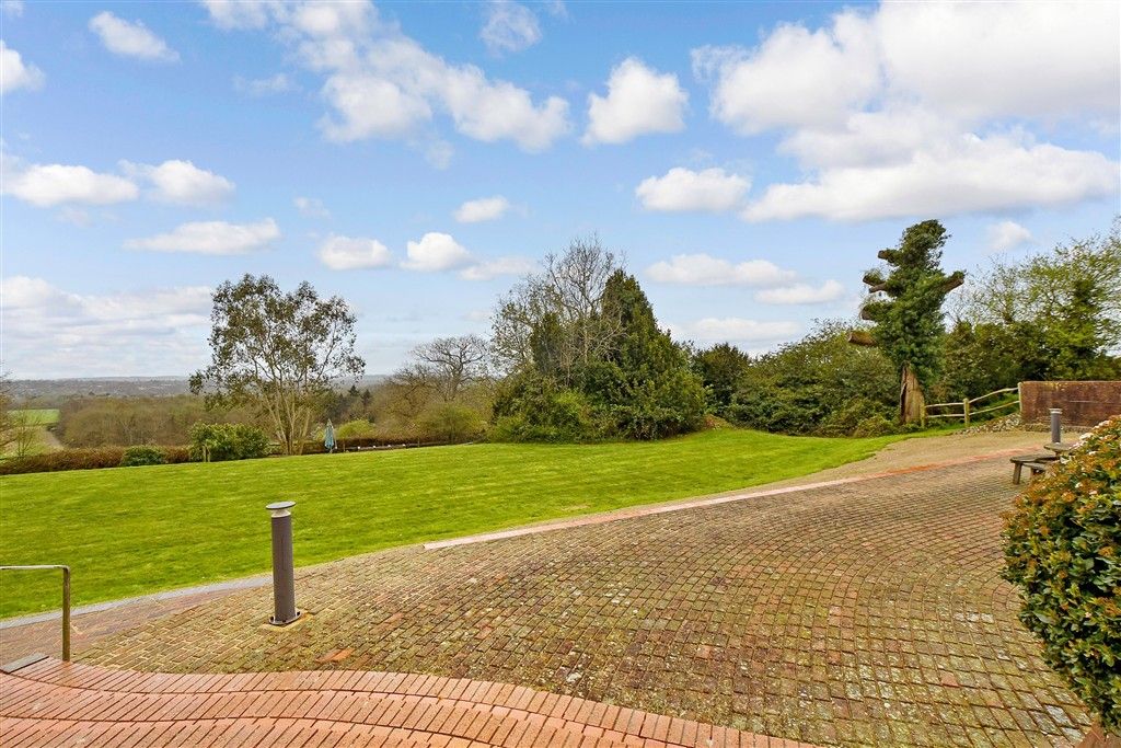 Additional image 12 of 2 bed flat for saleLanghurst Wood Road, Horsham, West Sussex RH12
