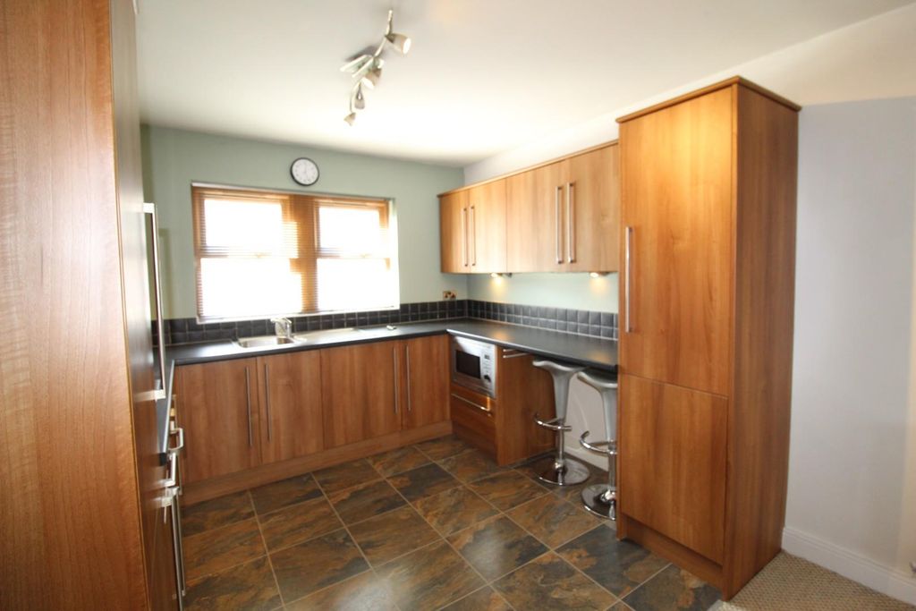 Additional image 3 of 1 bed flat for saleGarden Street, Huddersfield HD1