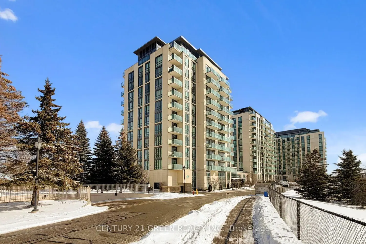 45 Yorkland Boulevard 1106