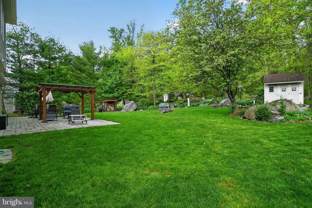 32 Ridge Run Road, Sellersville, PA 18960