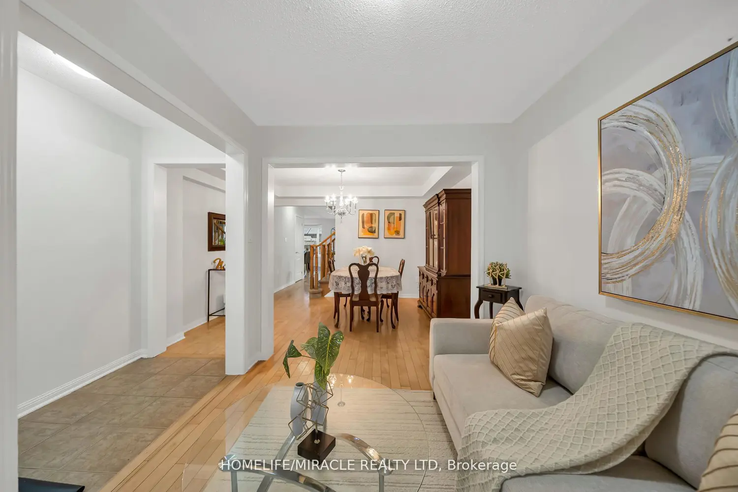 810 Hepburn Road photo 5
