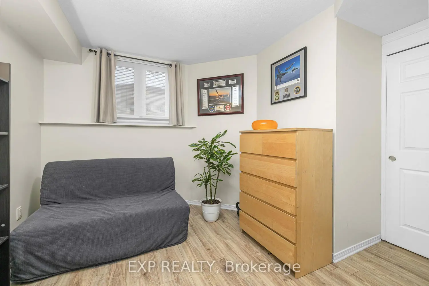 Additional image 14 of 171 Briston Private