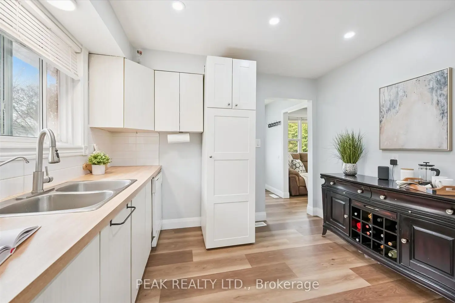 Additional image 6 of 235 Cedarbrae Avenue B