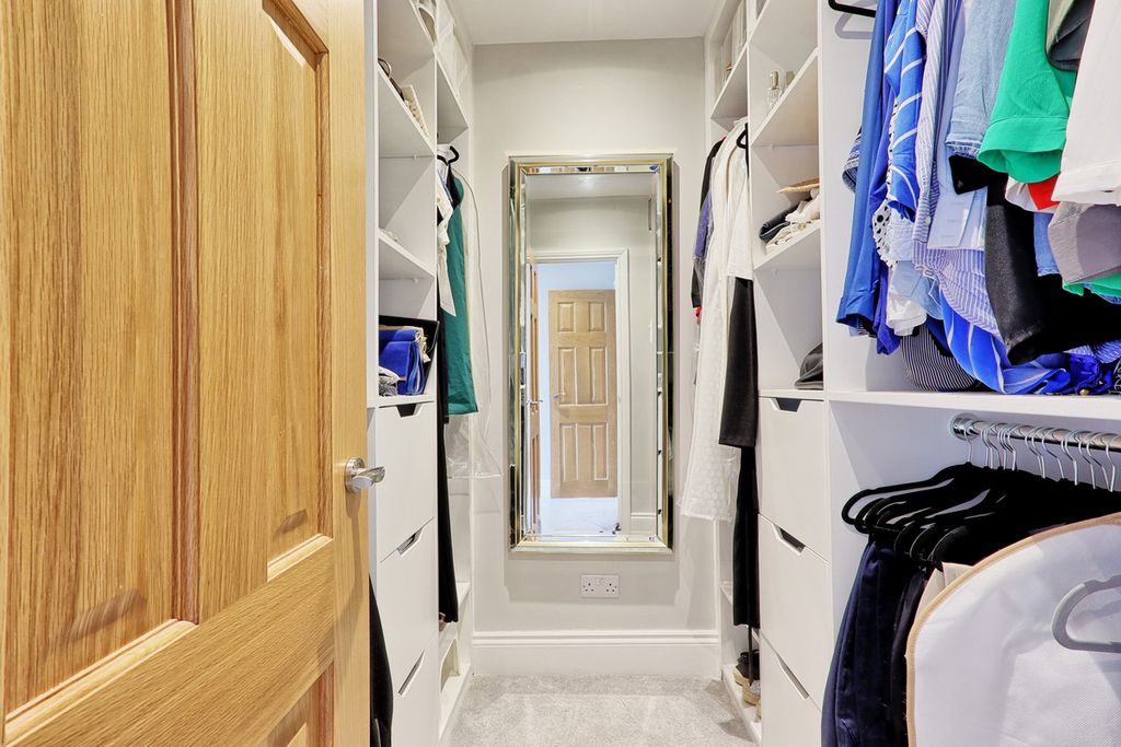 Additional image 35 of 6 bed detached house for saleErnest Road, Emerson Park RM11