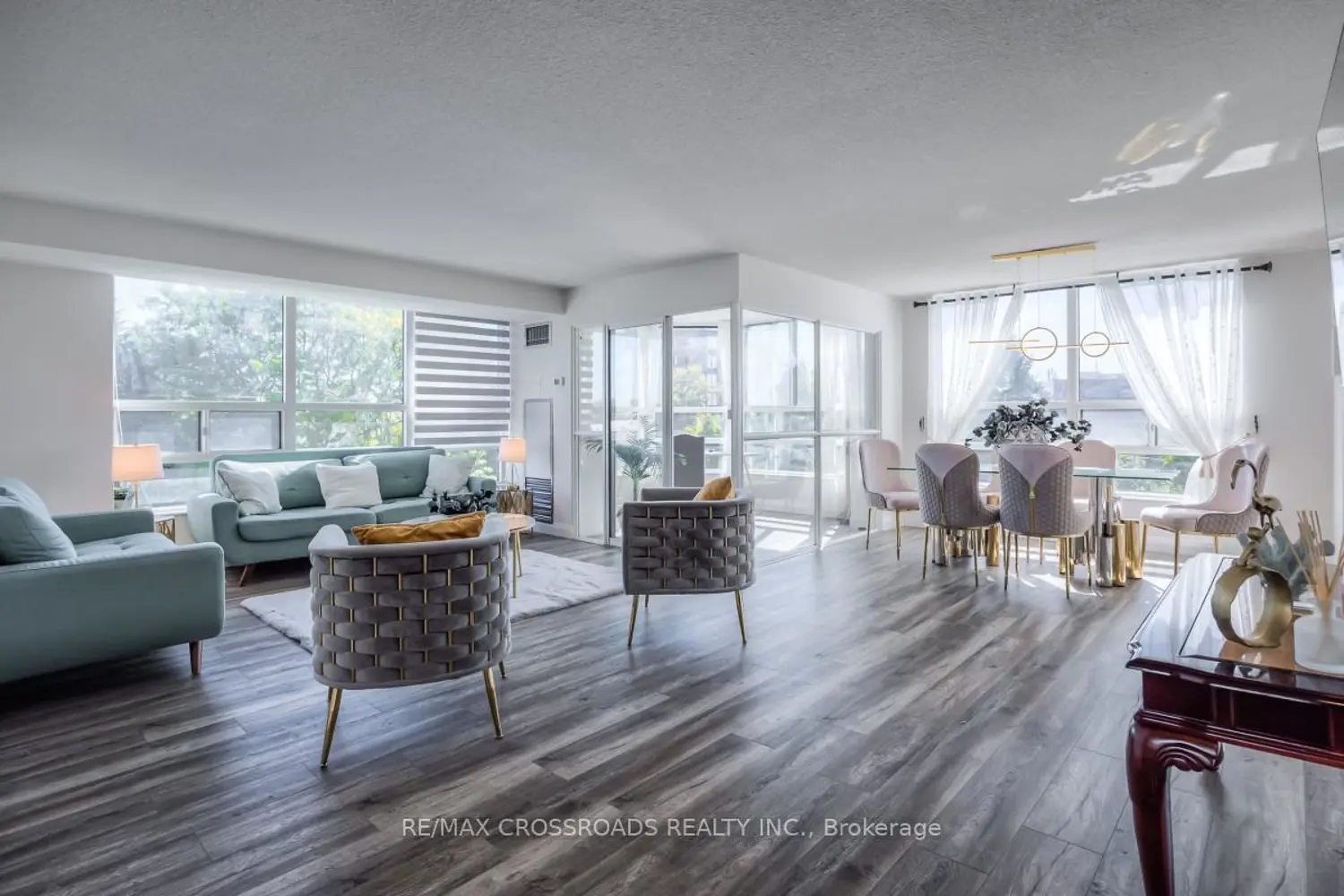 Additional image 2 of 7825 Bayview Avenue 304