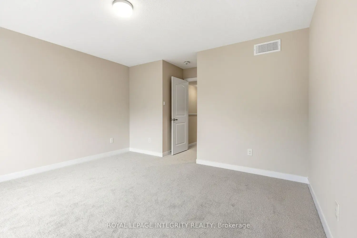 Additional image 14 of 418 Les Emmerson Drive