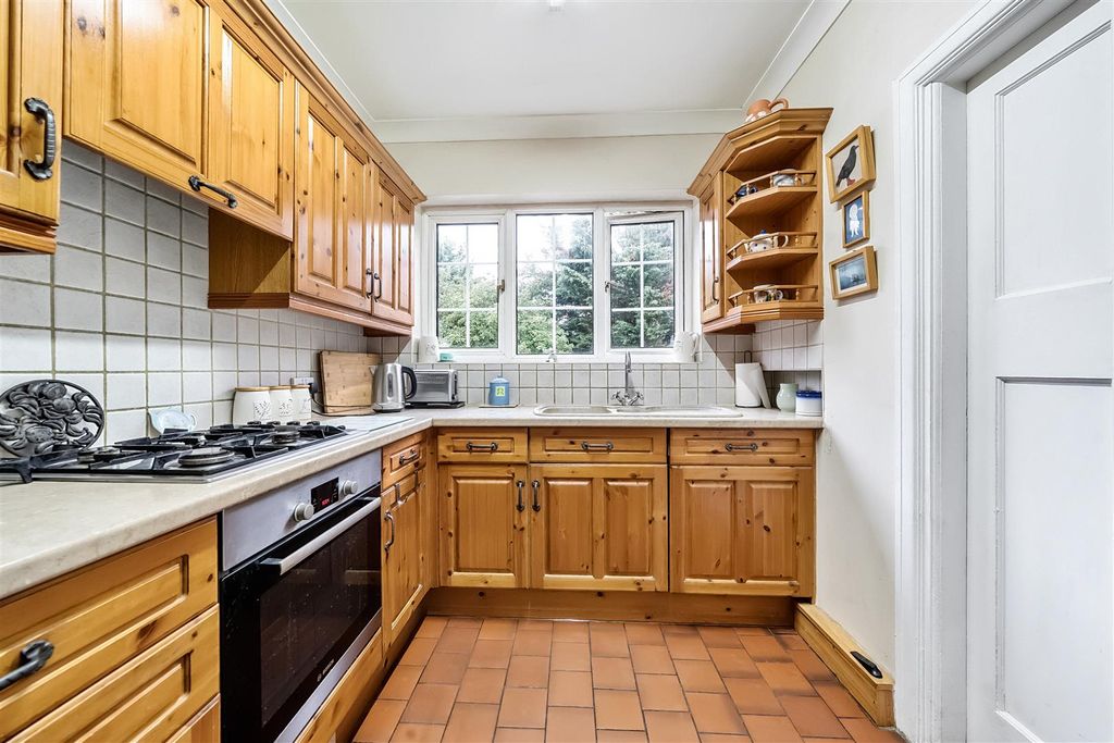 Additional image 6 of 4 bed detached house for saleChurch Road, Hayes UB3