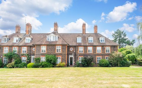 Bigwood Road, London, Hampstead Garden Suburb NW11