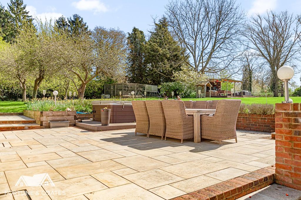 Additional image 35 of 4 bed detached house for saleRoydon Road, Harlow CM19