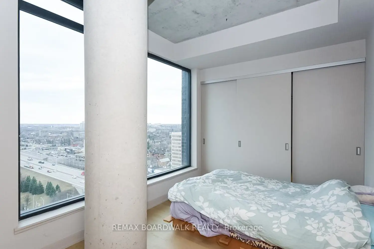 Additional image 11 of 203 Catherine Street 1709