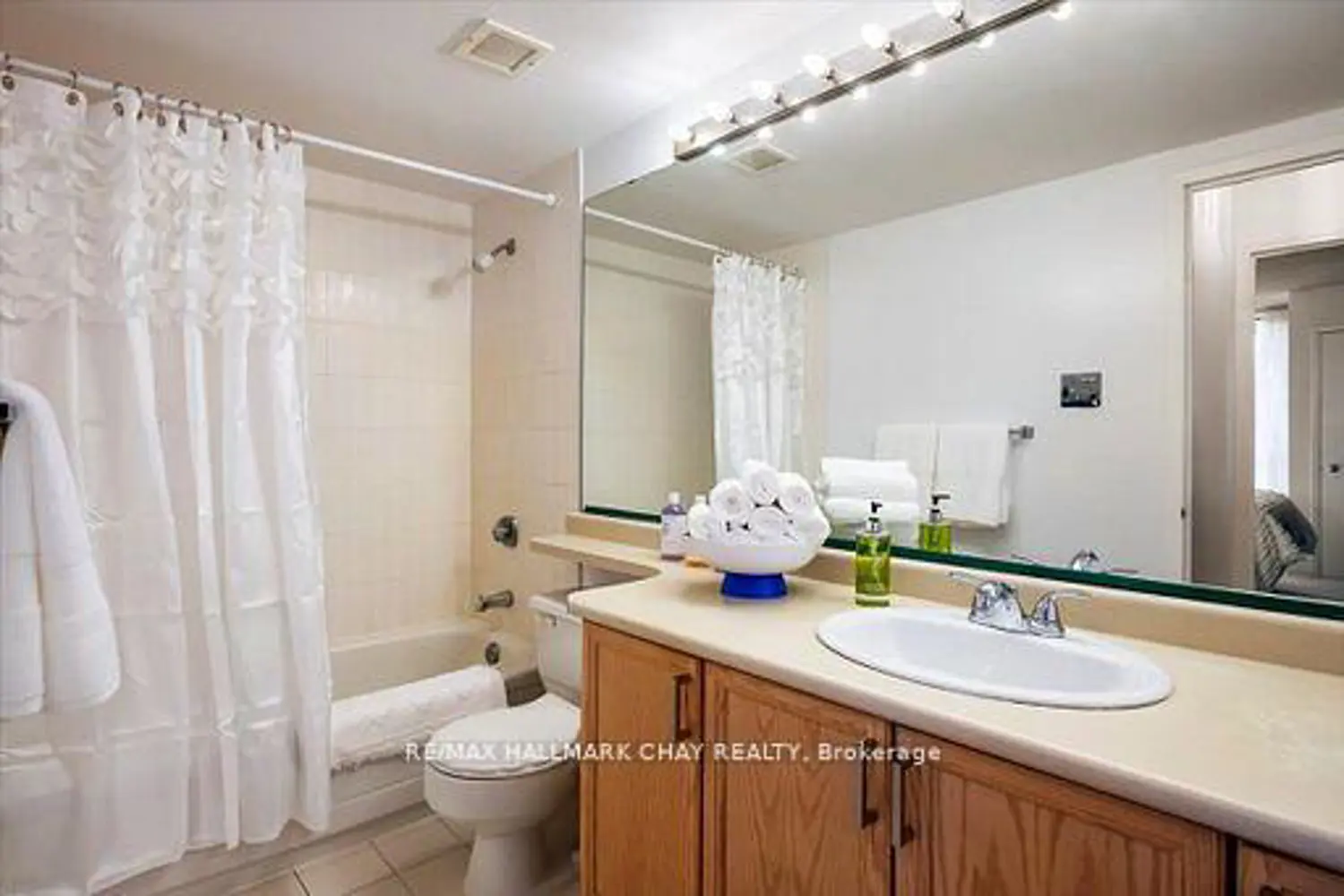 Additional image 10 of 65 Ellen Street 502