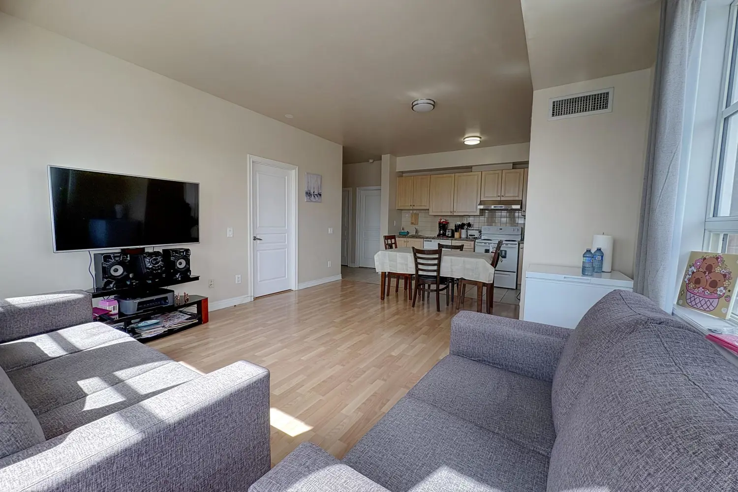 Additional image 11 of 1415 Lawrence Avenue 217