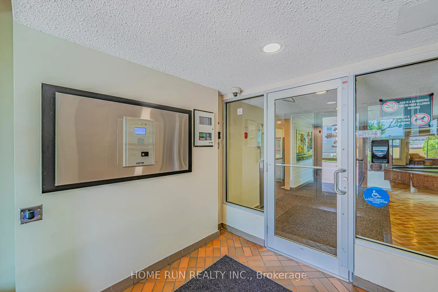 Additional image 5 of 555 Brittany Drive 1111