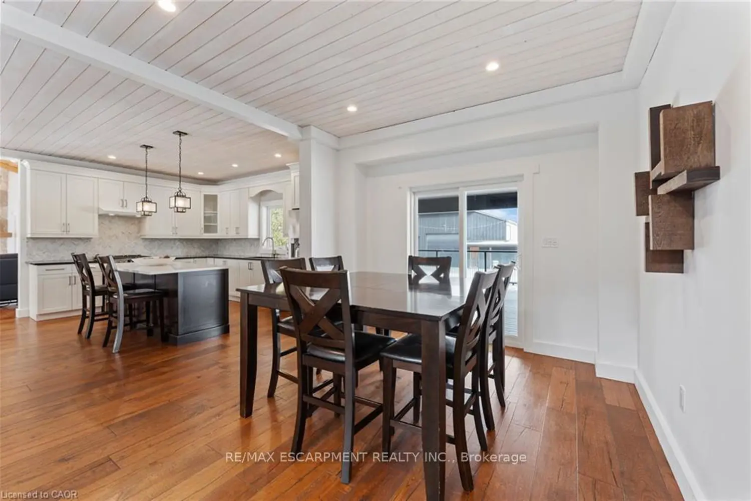 2210 Highway 54 photo 3