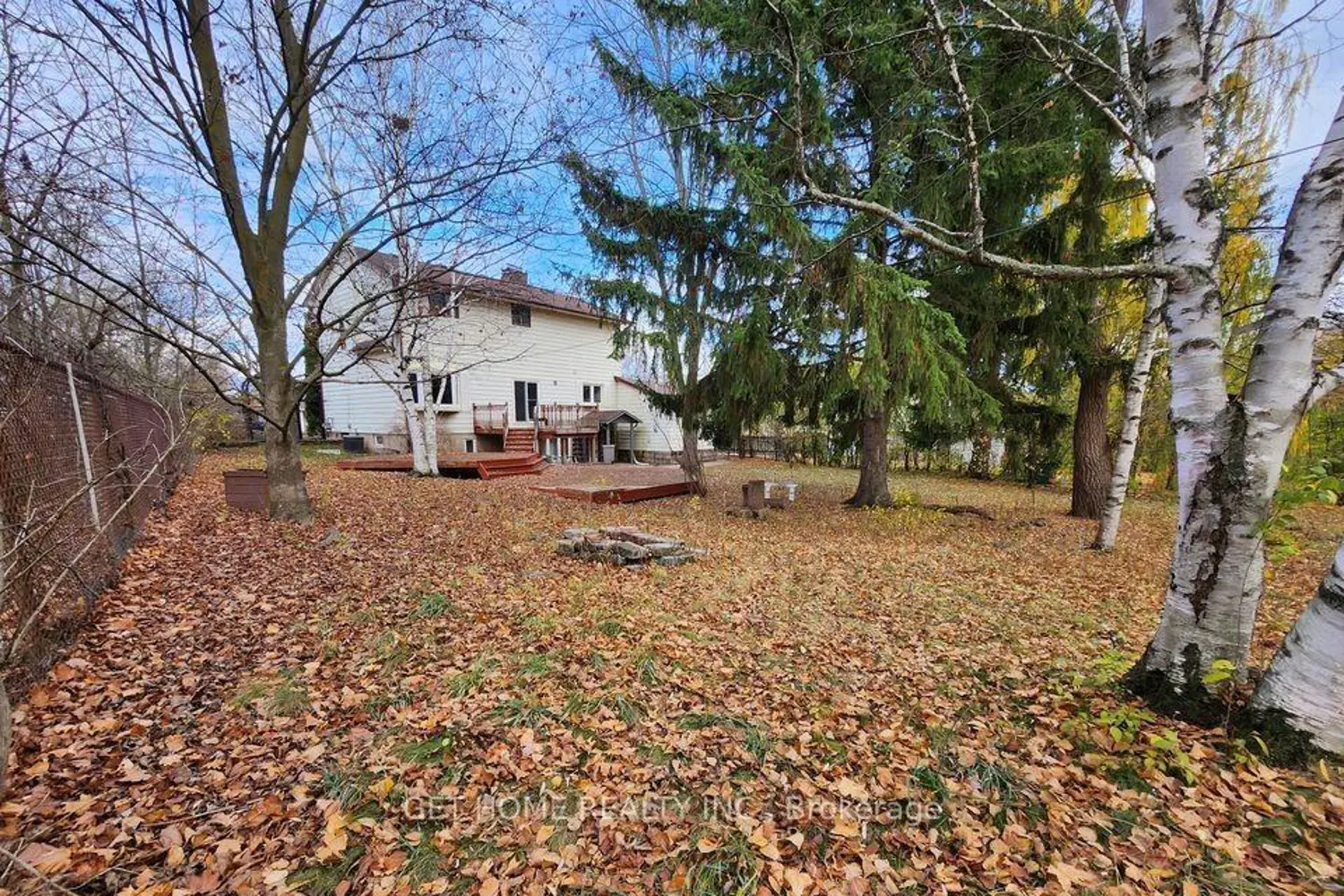 1128 Kent Avenue photo 2