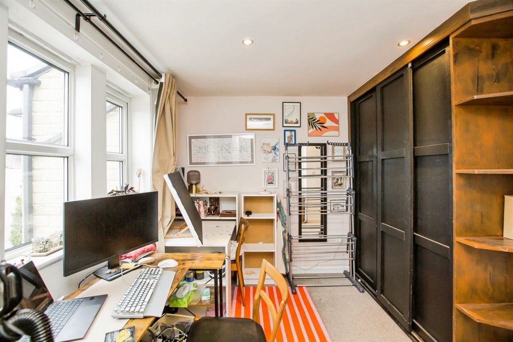 Additional image 29 of 3 bed flat for saleSkircoat Moor Road, Halifax HX3