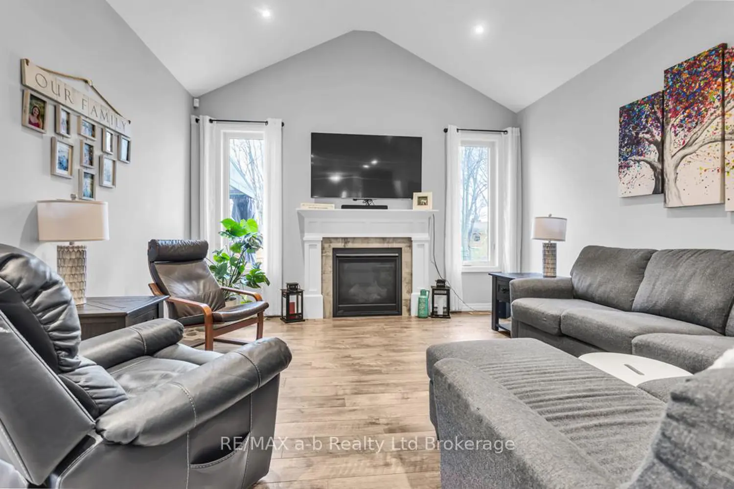 241 Wilson Avenue photo 5