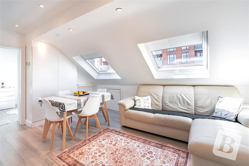 Additional image 7 of 2 bed flat for saleNorth Street, Hornchurch RM11
