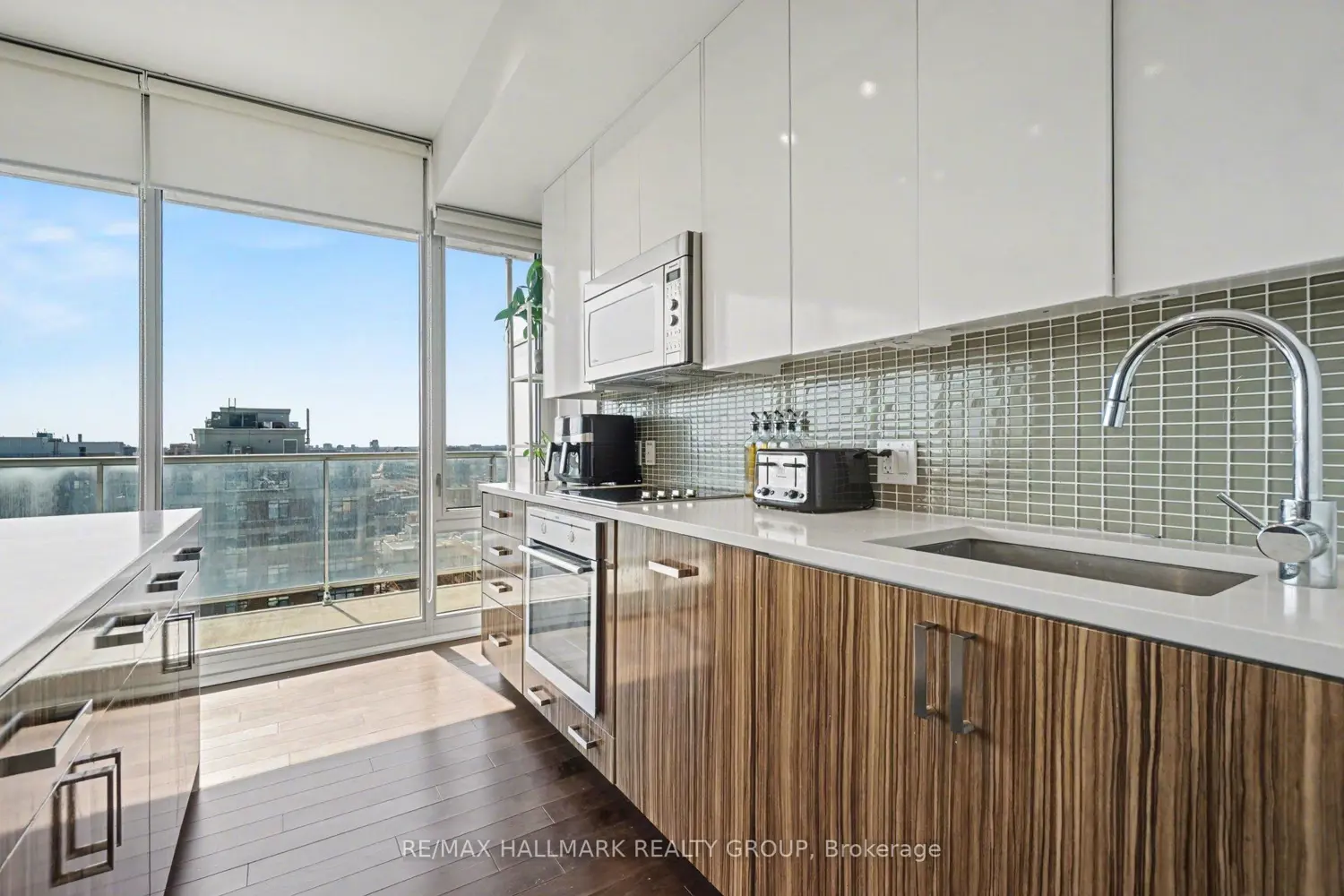 Additional image 4 of 300 Lisgar Street 1208