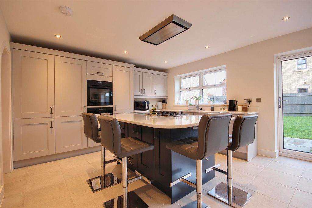 Additional image 5 of 5 bed detached house for saleEyre Grove, Hornsea HU18