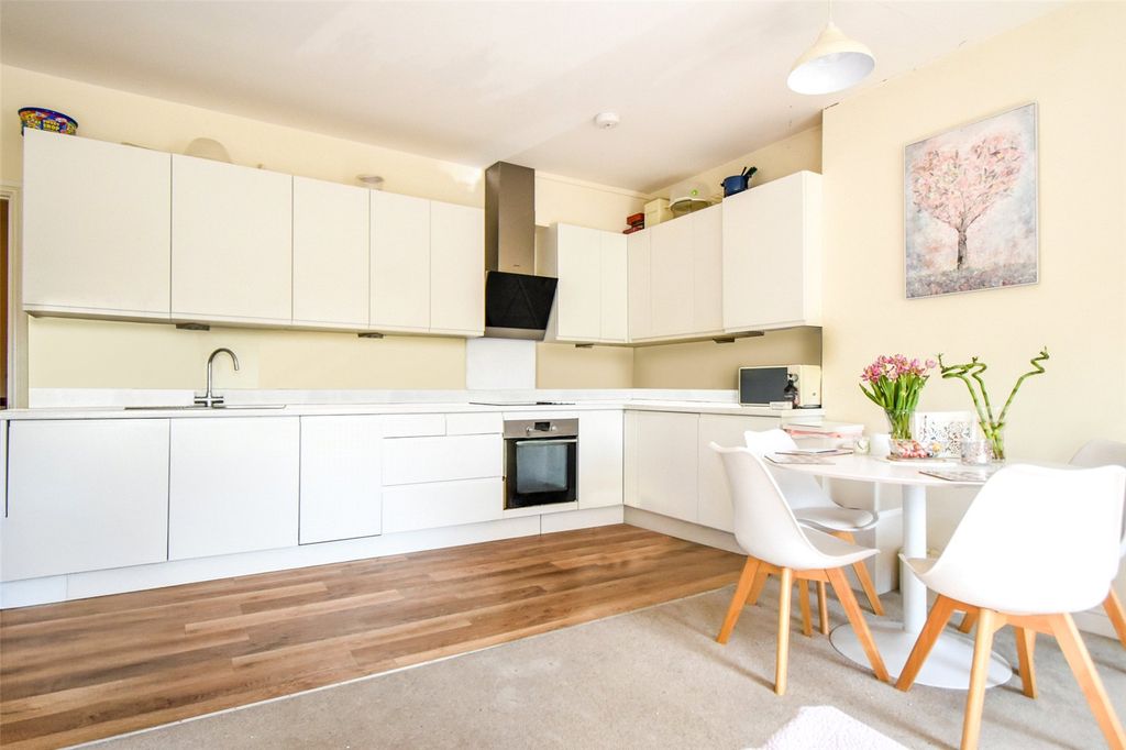 Additional image 2 of 2 bed maisonette for saleElms Road, Hook, Hampshire RG27