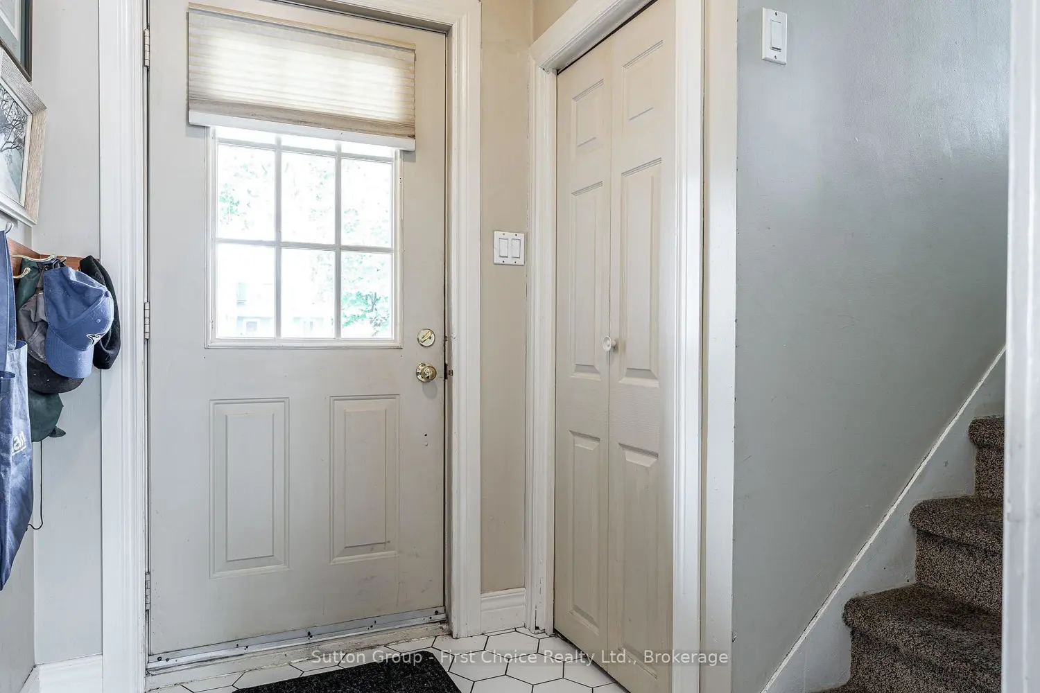 141 Perth Street photo 3