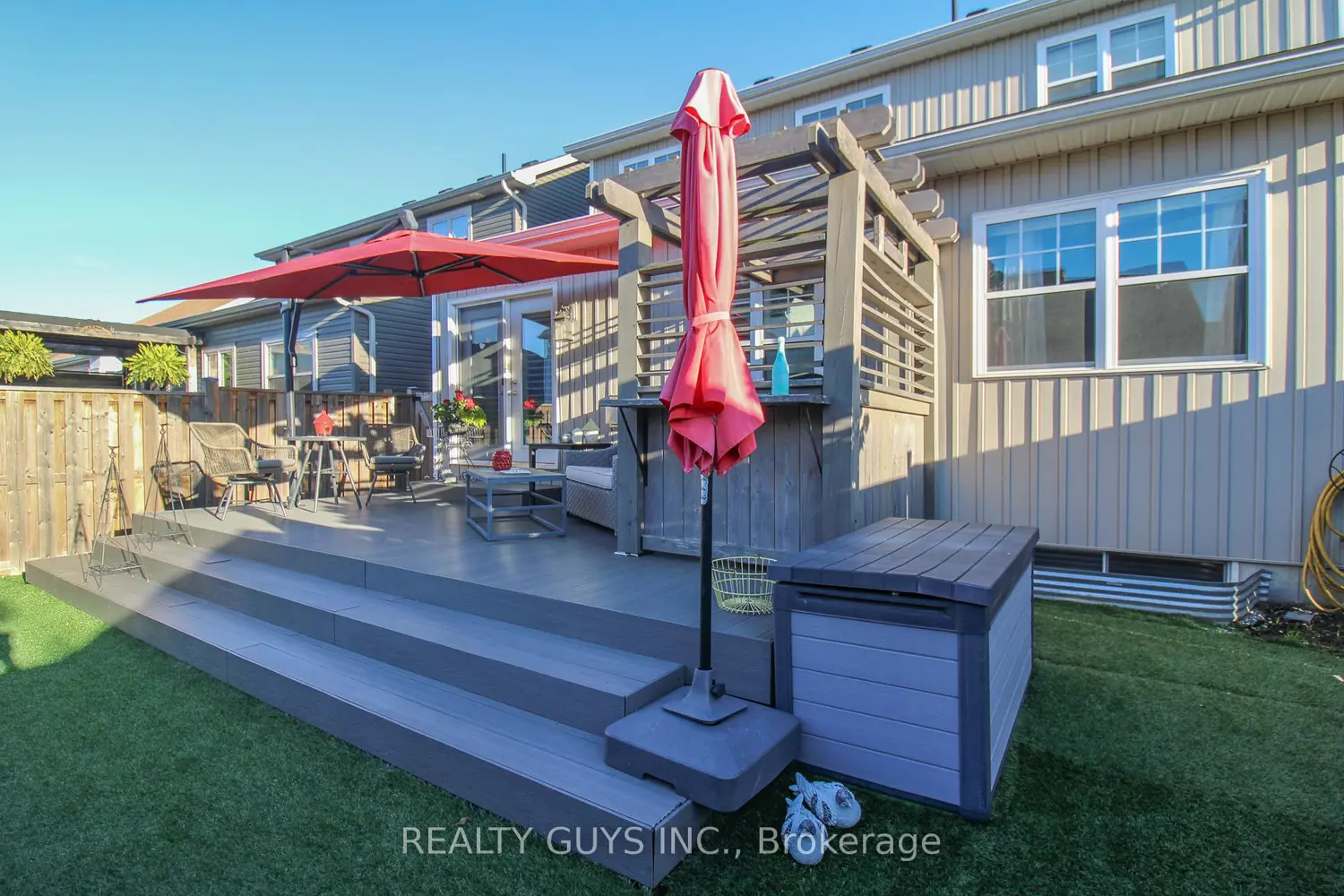 570 Grange Way photo 3