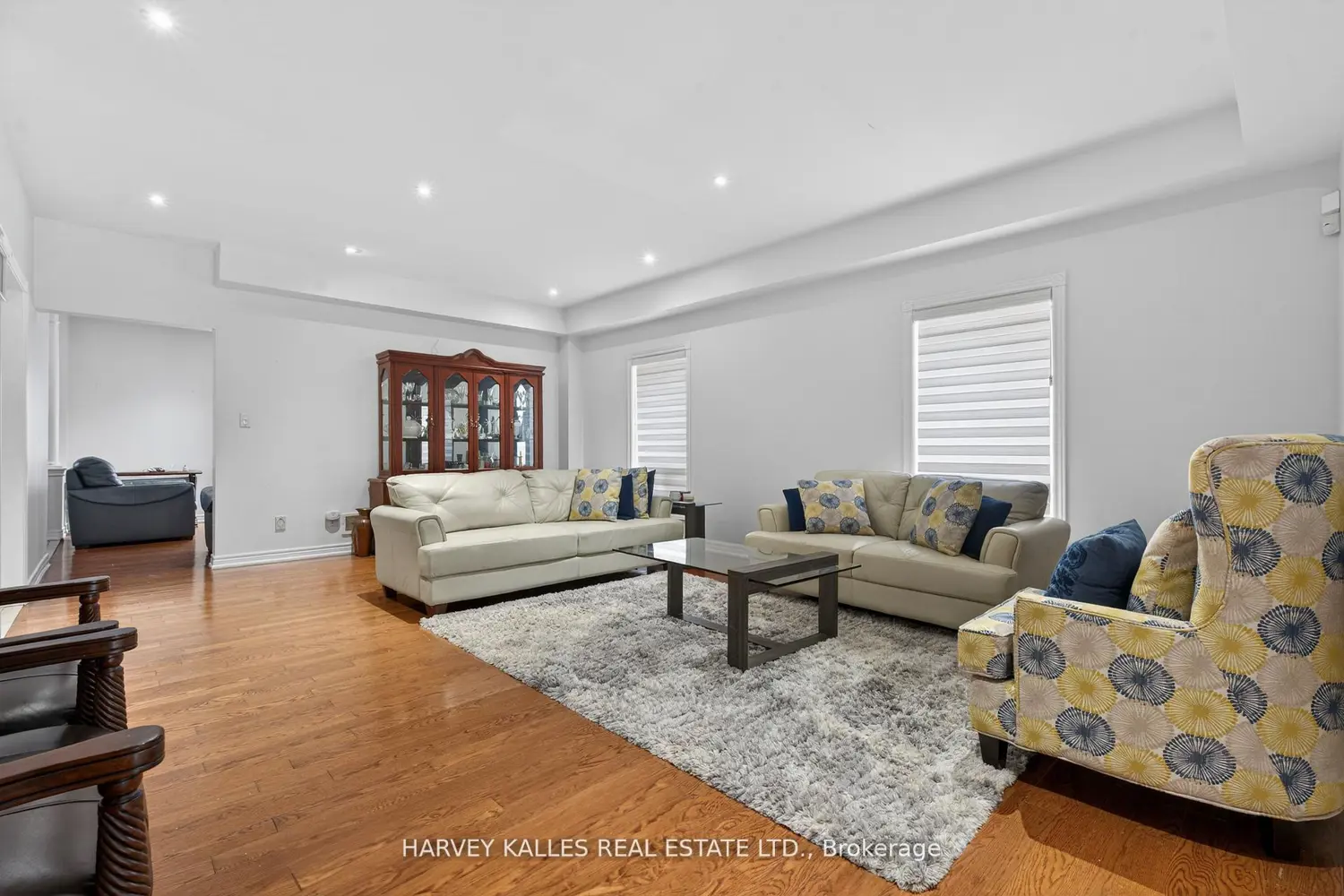 60 Wolfson Crescent photo 2