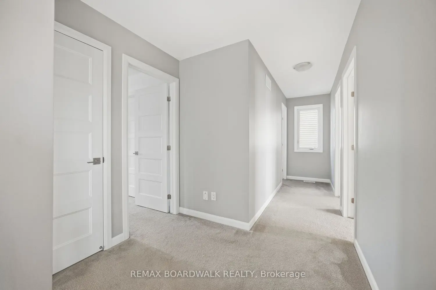240 Boyd Street photo 3