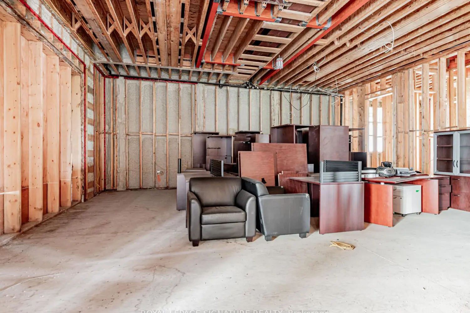 12068 Mccowan Road photo 5