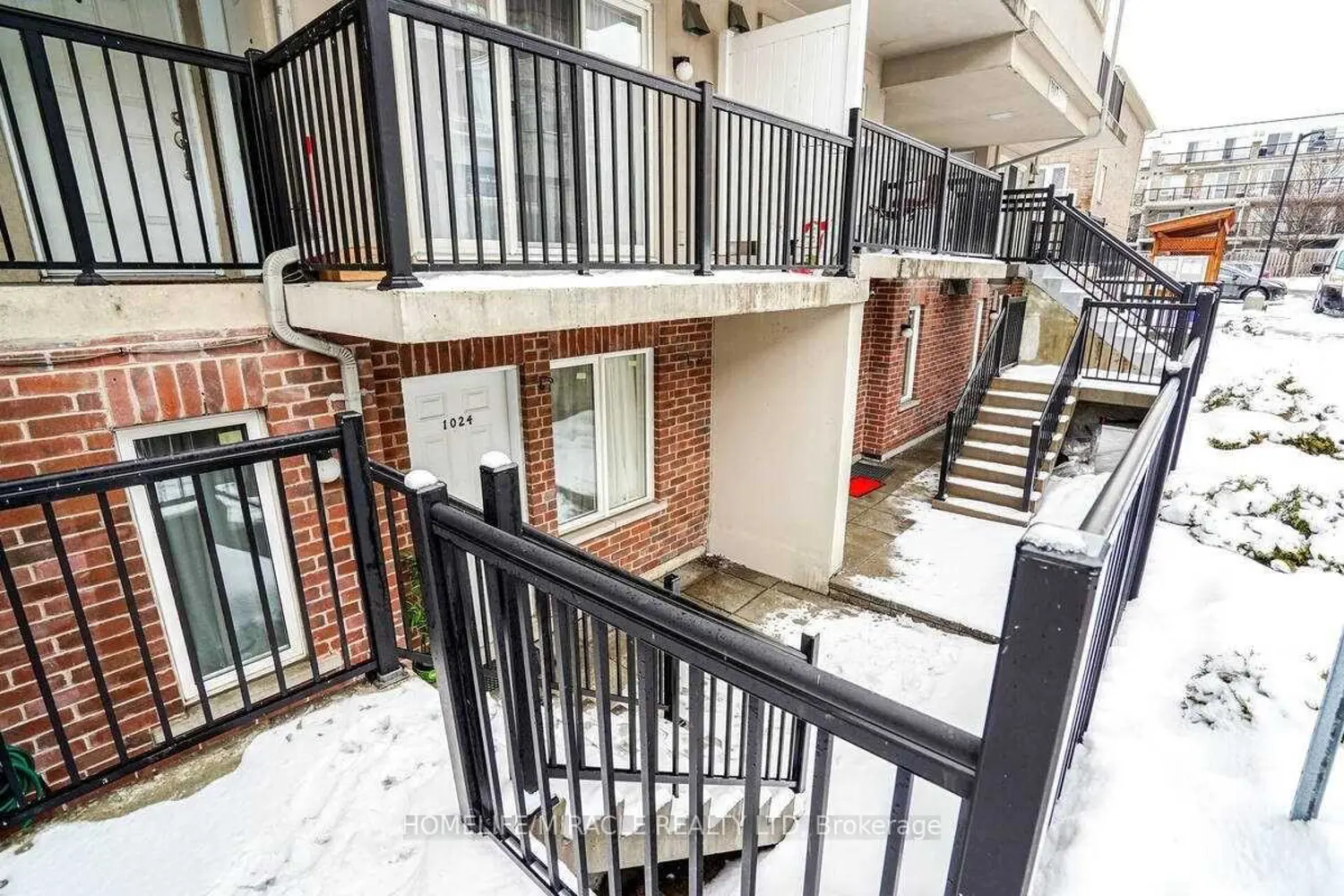 Additional image 4 of 3047 Finch Avenue 1024