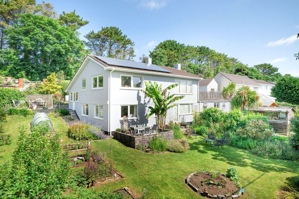 4 bed detached house for saleParc An Dix Lane, Phillack, Hayle, Cornwall TR27