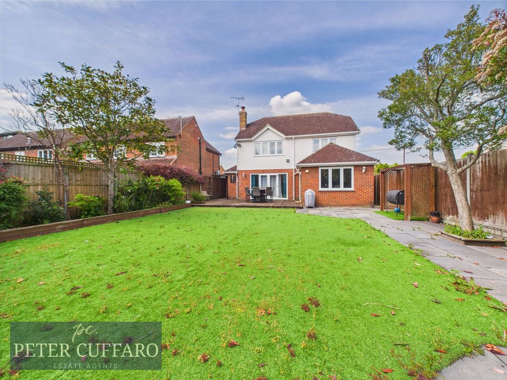 Additional image 4 of 4 bed detached house for saleDerby Road, Hoddesdon EN11
