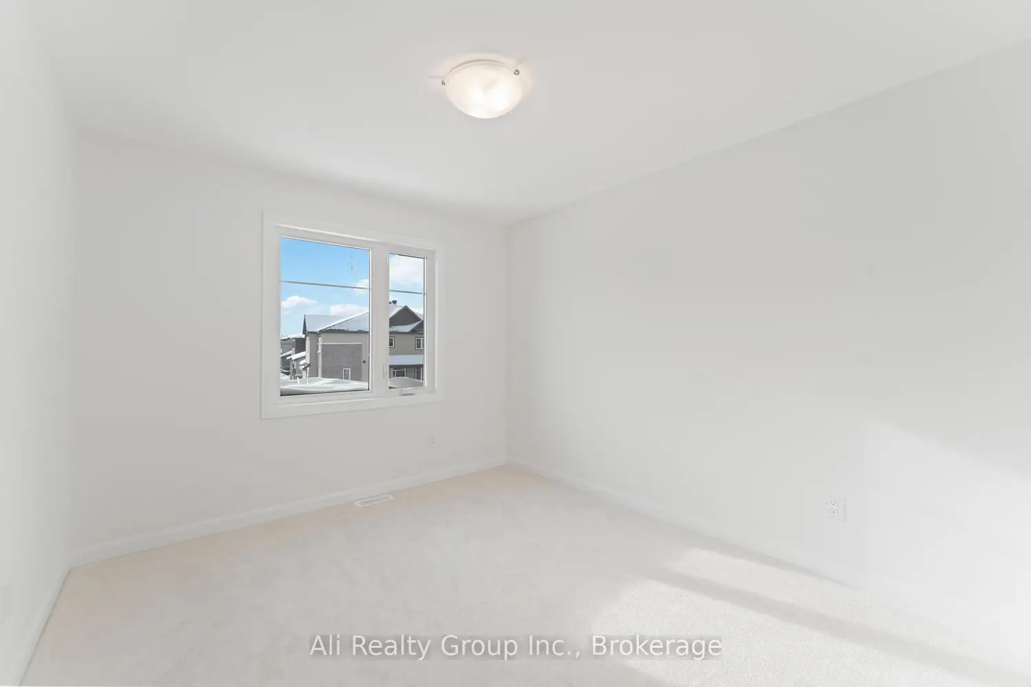 Additional image 9 of 661 Hamsa Street