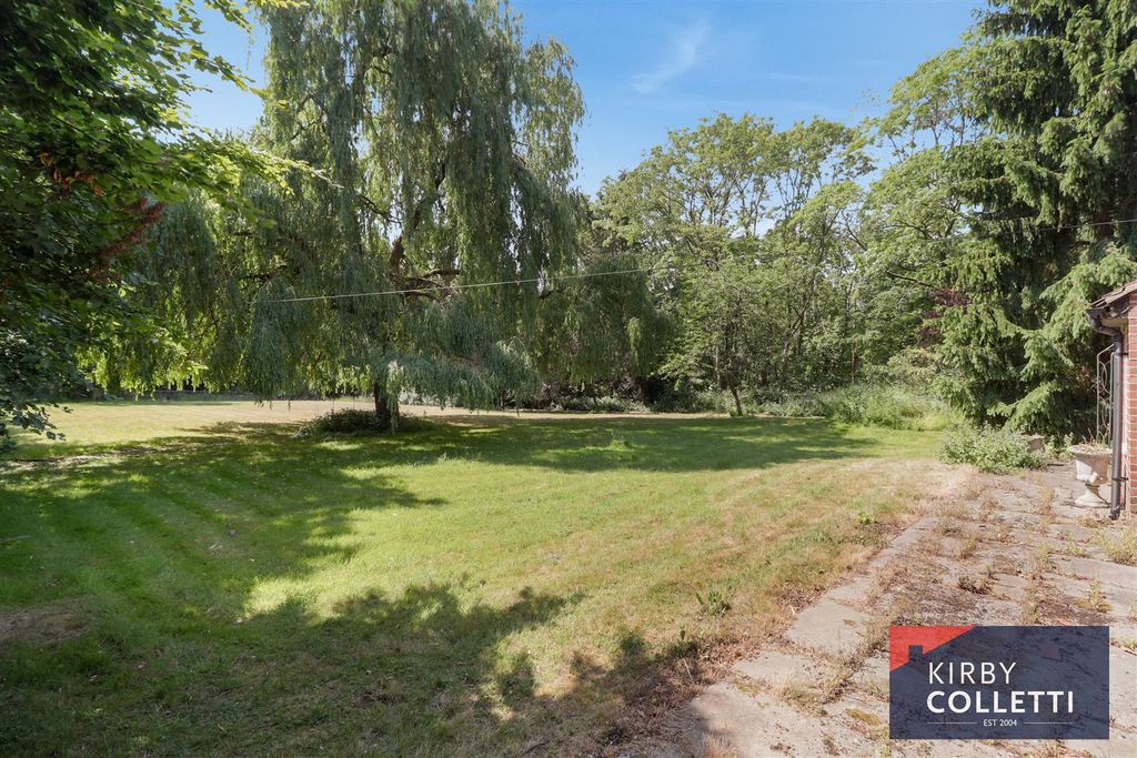 Additional image 32 of 4 bed semi-detached house for saleGoose Green, Hoddesdon EN11