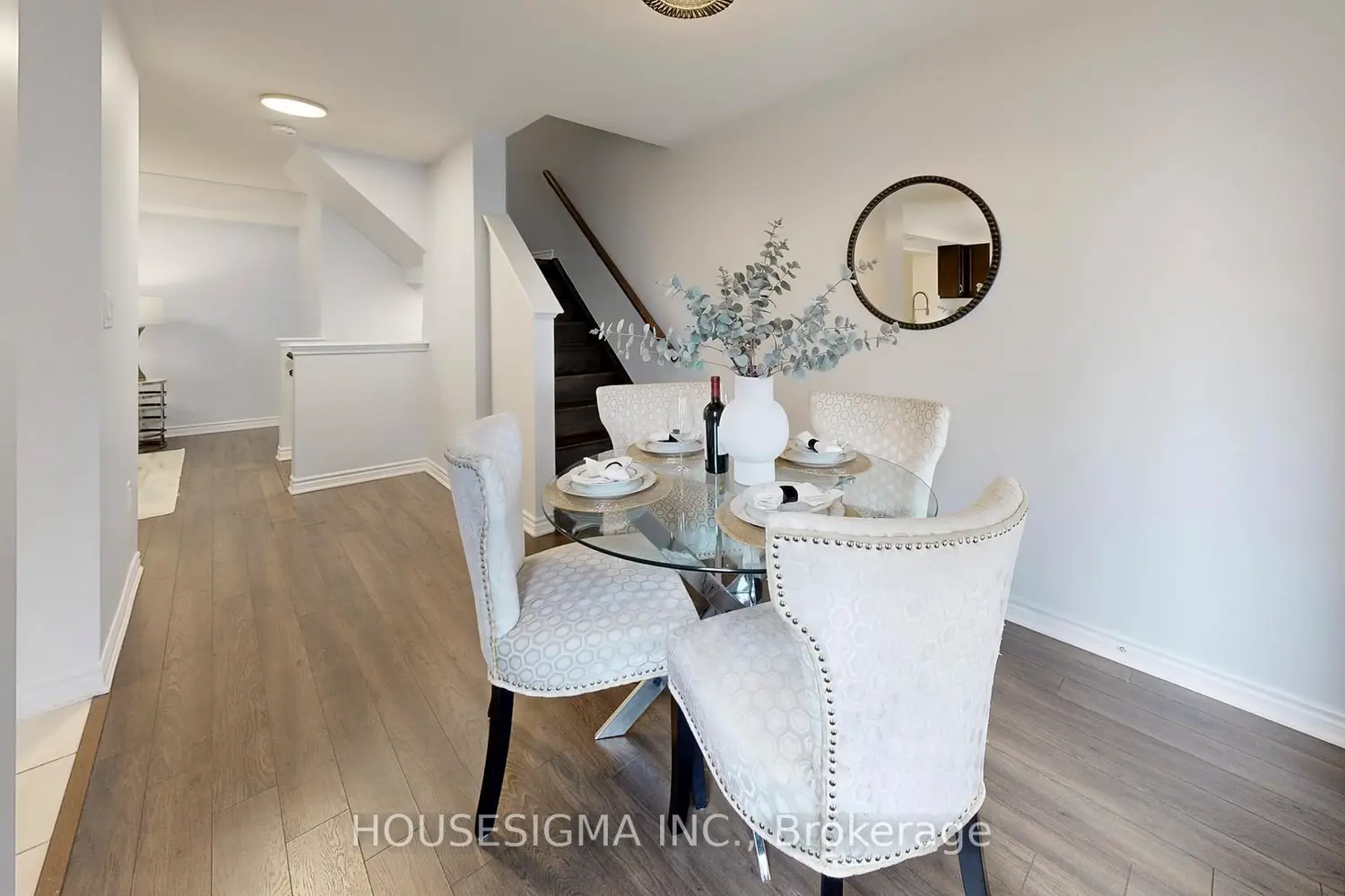 Additional image 9 of 1097 Silk Street