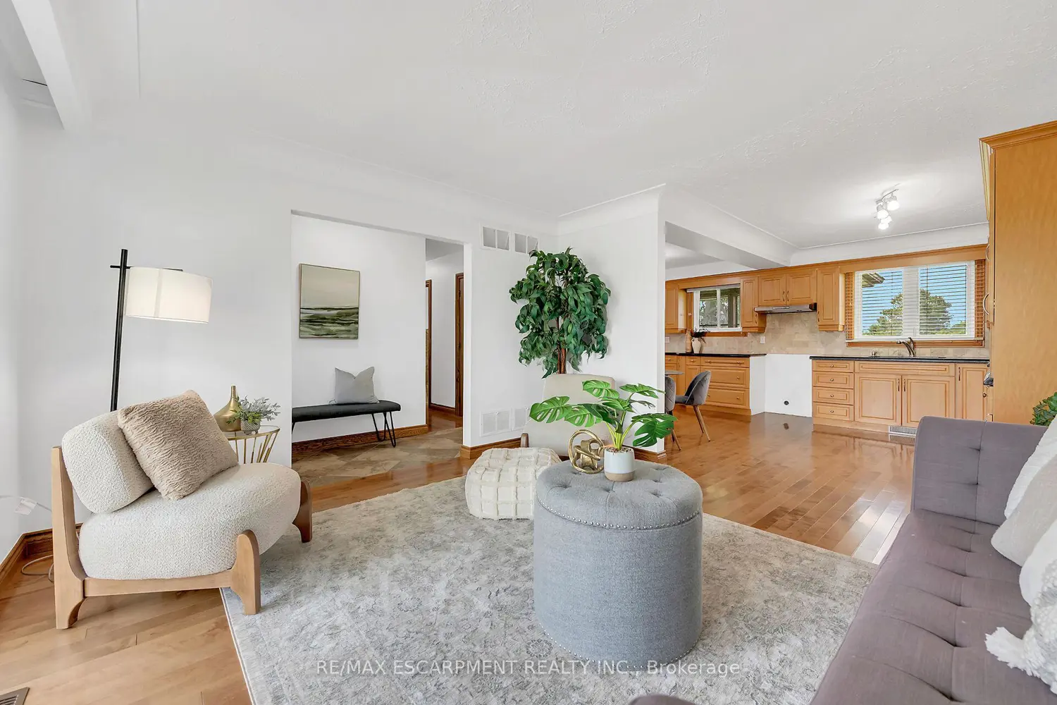 617 Eighth Road photo 4