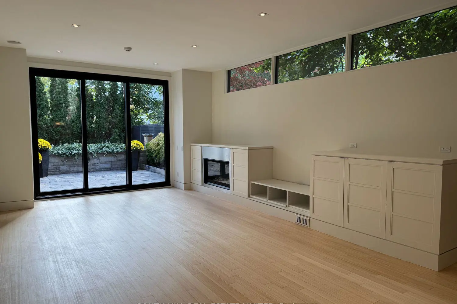 21 Lowther Avenue photo 2