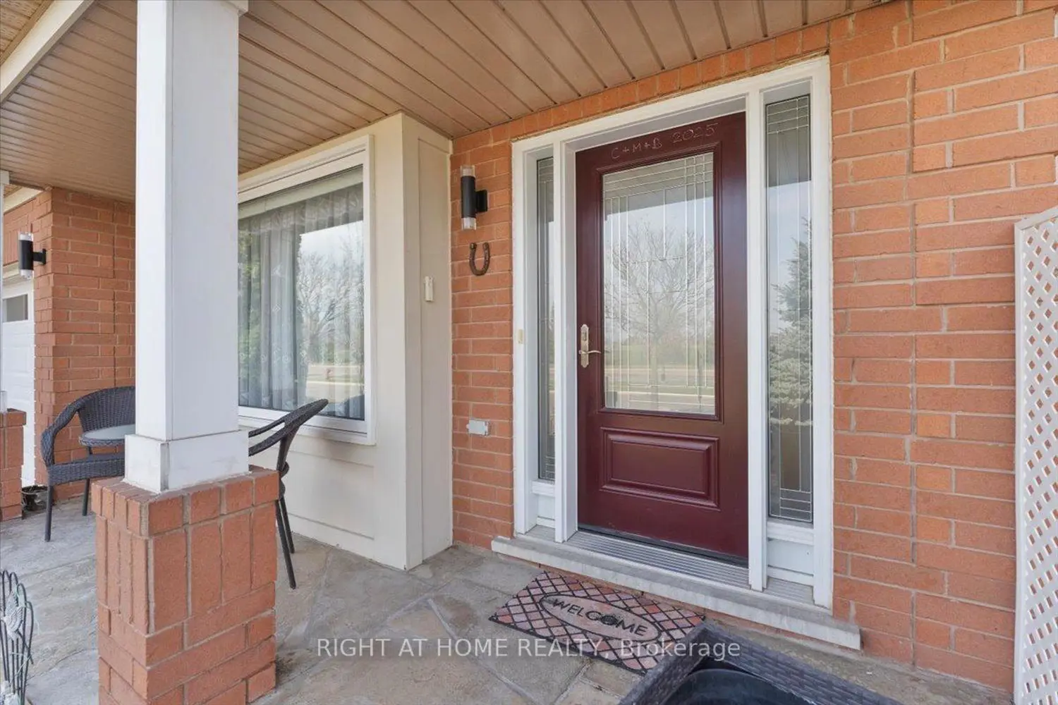 2356 Proudfoot Trail photo 2