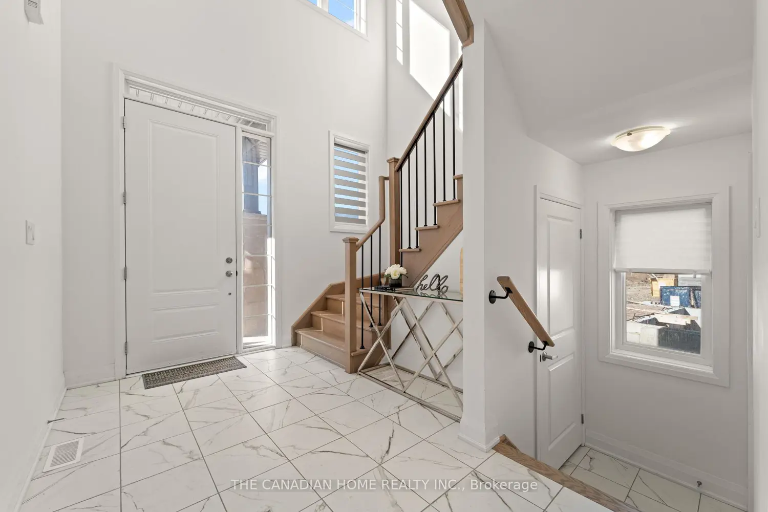 198 Thompson Drive photo 4