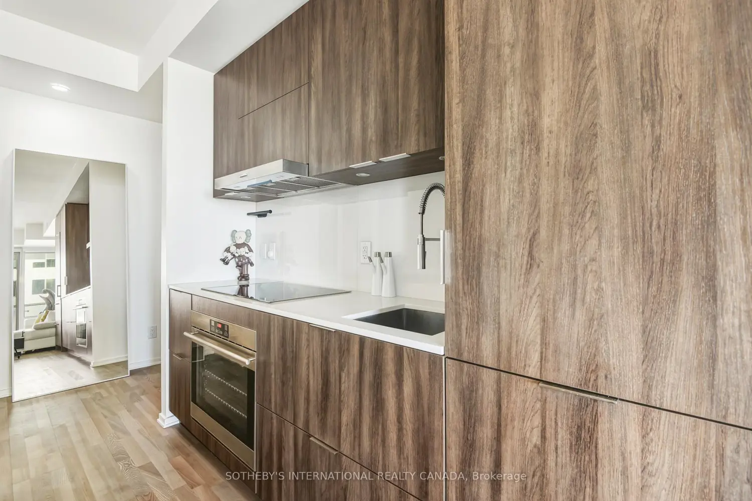 1 Bloor Street 2712