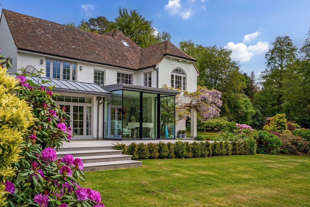 Additional image 5 of 5 bed property for saleDanley Lane, Haslemere, Surrey GU27