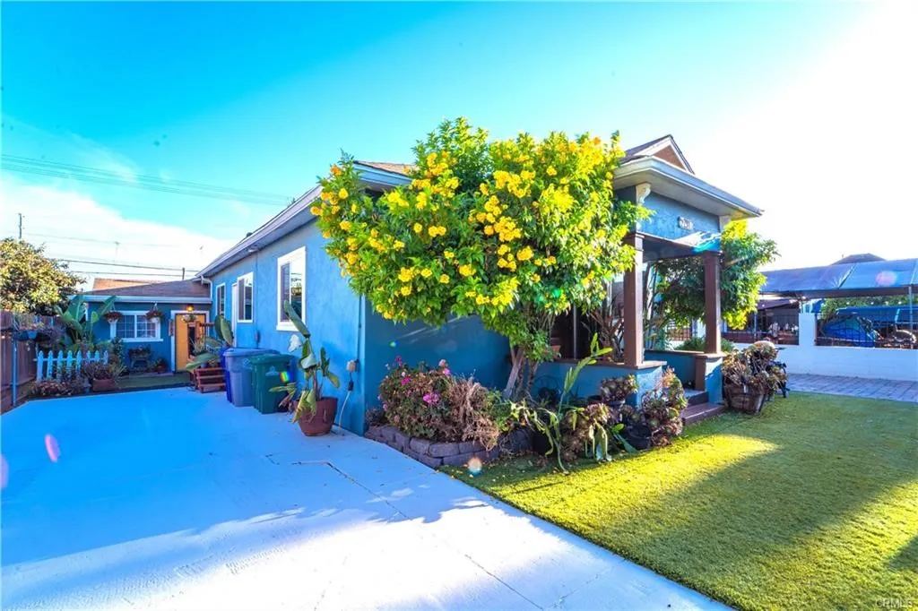 2981 Logan Avenue, San Diego, CA 92113 photo 2