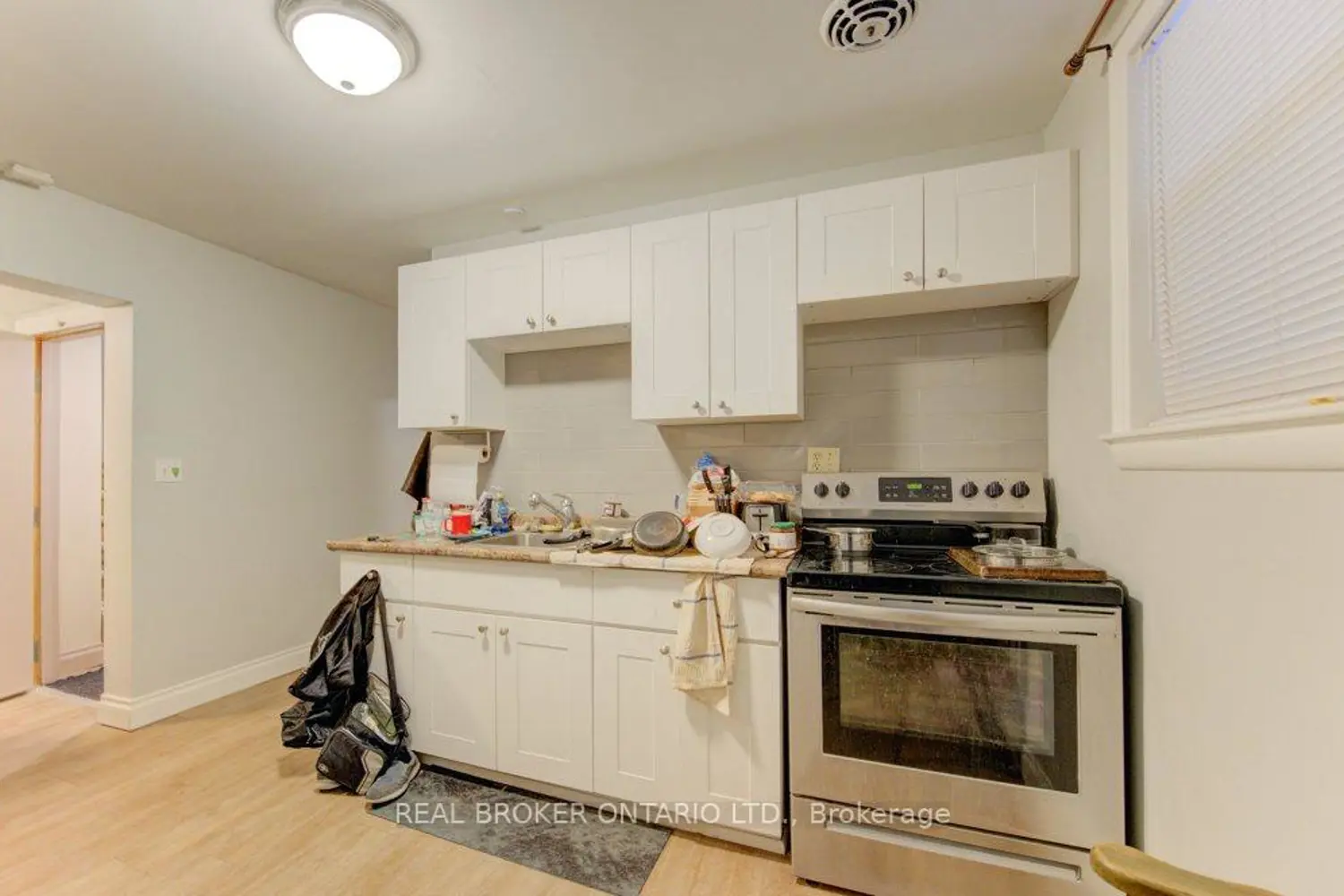 109 Eton Drive photo 4